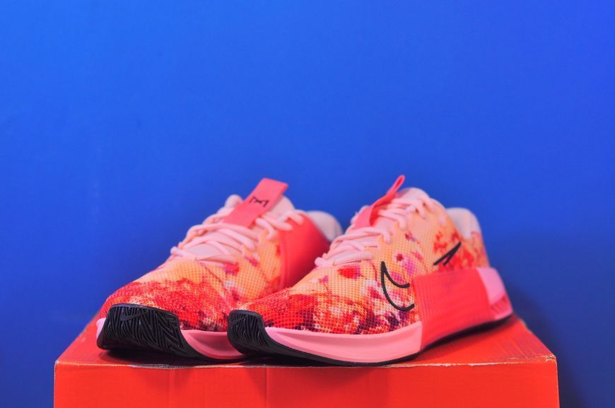 Кросівки Nike Metcon 9 Amp Pink HJ6210-600 HJ6210-600 фото