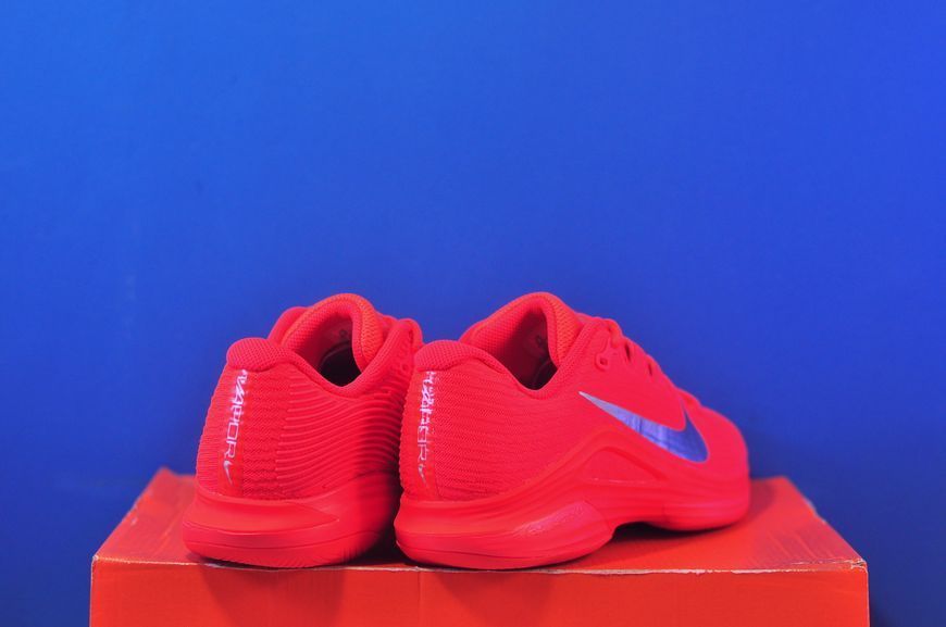Кросівки Nike Vapor 12 Premium Hard Court Tennis HQ2595-600 HQ2595-600 фото