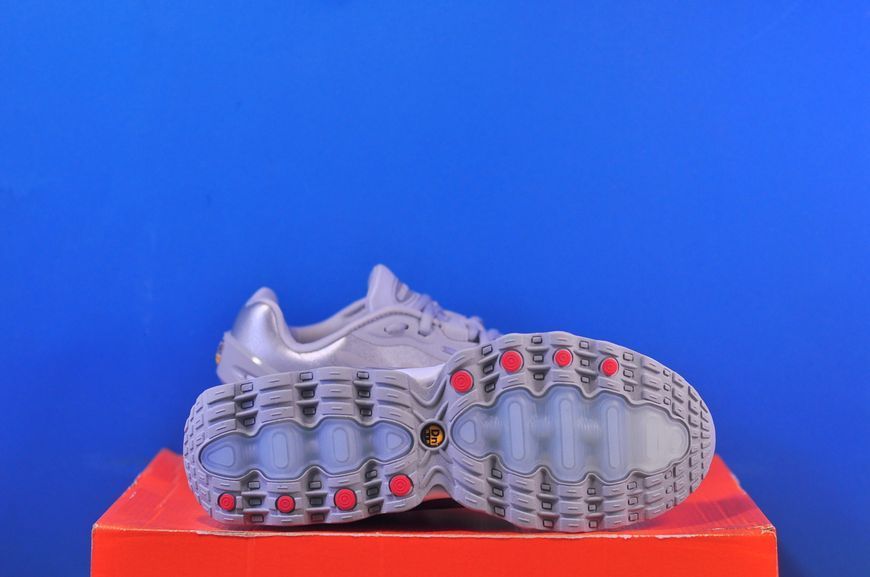 Кросівки Nike Air Max DN8 Silver HF5509-001 HF5509-001 фото