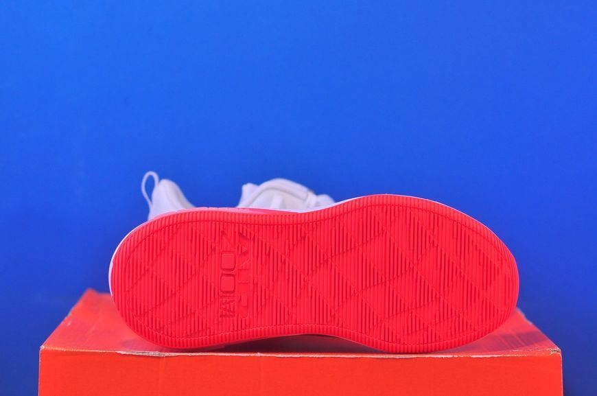 Кросівки Nike Bella 7 FZ1689-101 FZ1689-101 фото