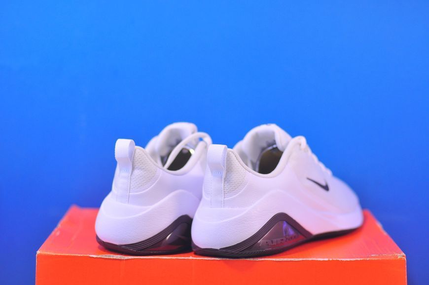 Кросівки Nike Bella 7 FZ1689-107 FZ1689-107 фото