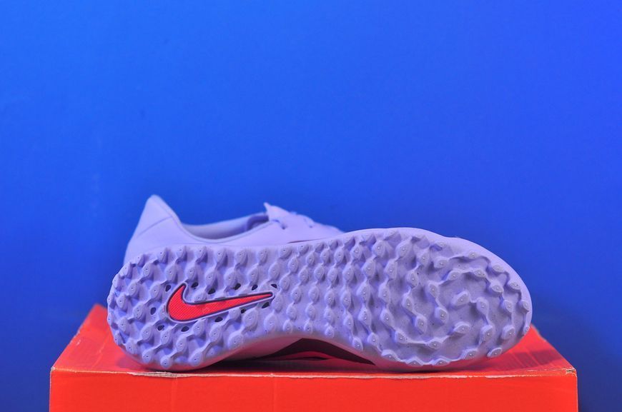 Сороканіжки Nike Phantom 6 Low Academy Tf Violet/Red HQ2325-400 HQ2325-400 фото