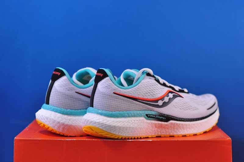 Кросівки Saucony Triumph 19 S10678-84 S10678-84 фото