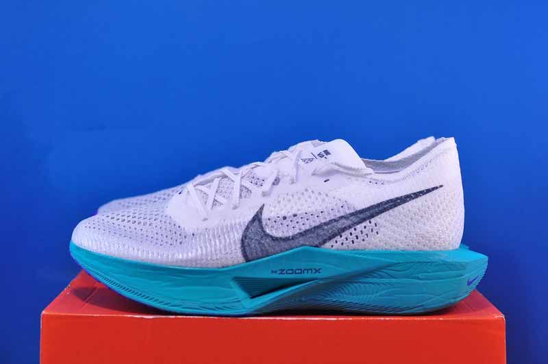 Кросівки Nike ZoomX Vaporfly Next 3 White Deep Jungle DV4129-102 DV4129-102 фото