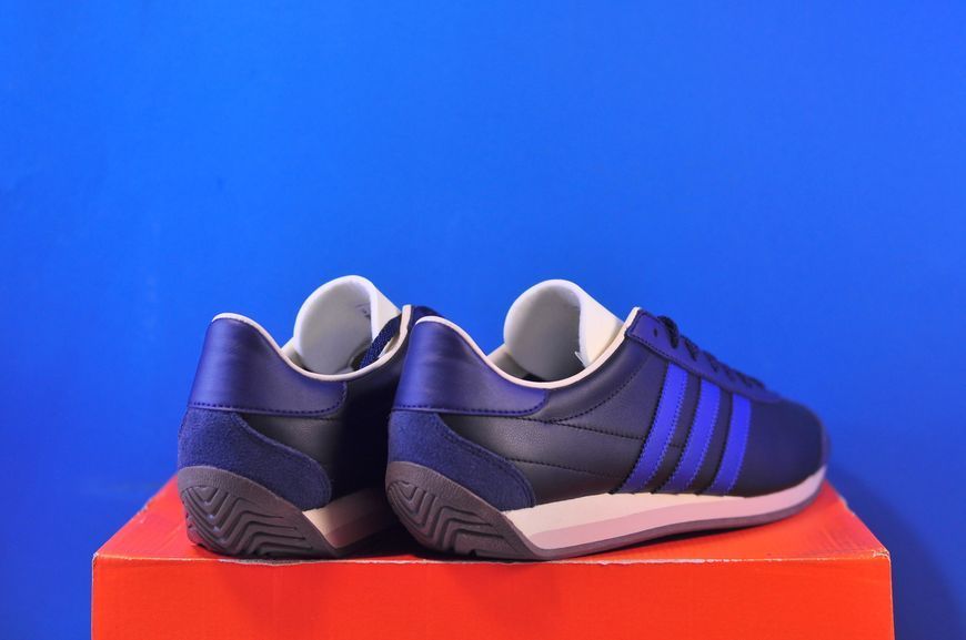 Кросівки Adidas Country Og ID2962 фото