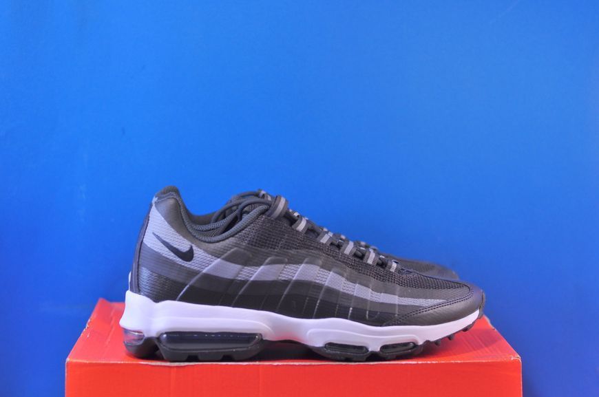 Кросівки Nike Air Max 95 Black DZ4503-200 фото