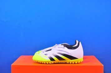 Сороконіжки Adidas Predator Club JH8871 JH8871 фото