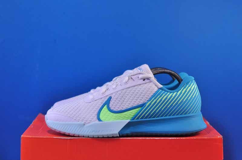 Тенісні кросівки Nike Zoom Vapor Pro 2 Hc DR6192-103 DR6192-103 фото Тенісні кросівки Nike Zoom Vapor Pro 2 Hc DR6192-103 DR6192-103 фото