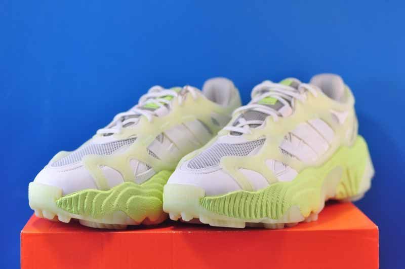 Кросівки Adidas Roverend Adventure GX3179 фото