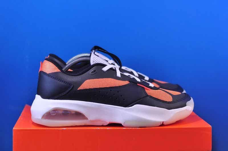 Кросівки Nike Jordan Air 200E DC9836-808 фото