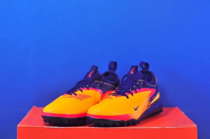 Сороканіжки Nike Phantom 6 Low Academy TF Orange/Blue HQ2040-800 HQ2040-800 фото