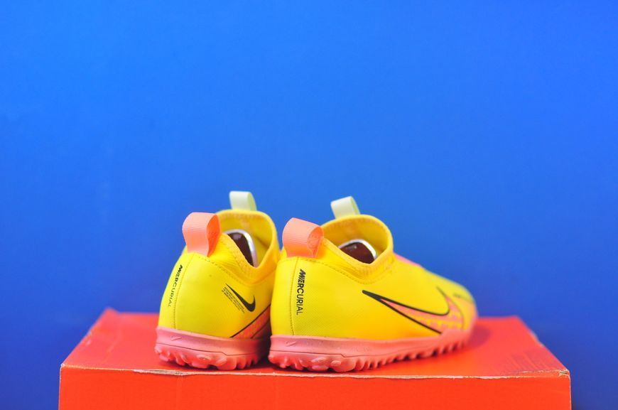 Сороканіжки Nike Zoom Vapor 15 TF Academy Yellow DJ5621-780 DJ5621-780 фото