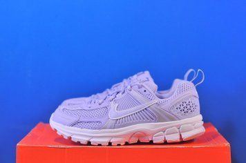 Кросівки Nike Vomero 5 HF6998-014 HF6998-014 фото