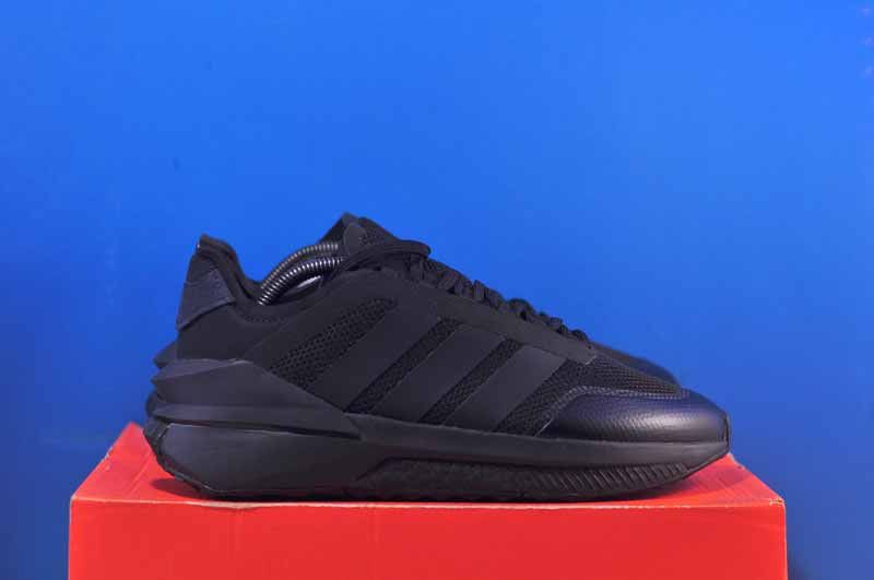 Кросівки Adidas Avryn Black IE2642 IE2642 фото