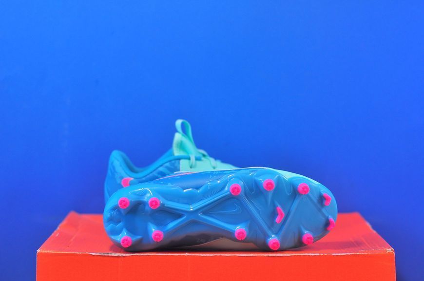 Бутси Nike JR Phantom GX 2 Academy LV8 FG/MG FQ7390-300 FQ7390-300 фото