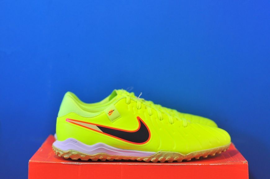 Сороканіжки Nike Tiempo Legend X Academy TF DV4342-701 DV4342-701 фото