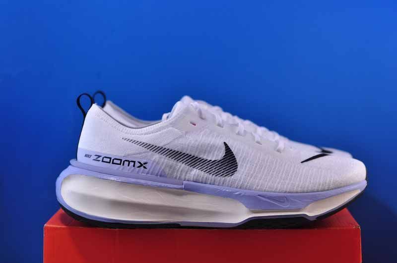 Кросівки Nike Invincible 3 White DR2615-100 DR2615-100 фото