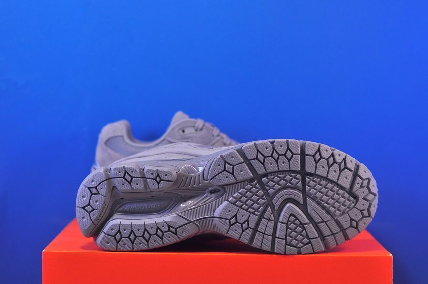 Кросівки New Balance 2002R Grey U20021O2 U20021O2 фото