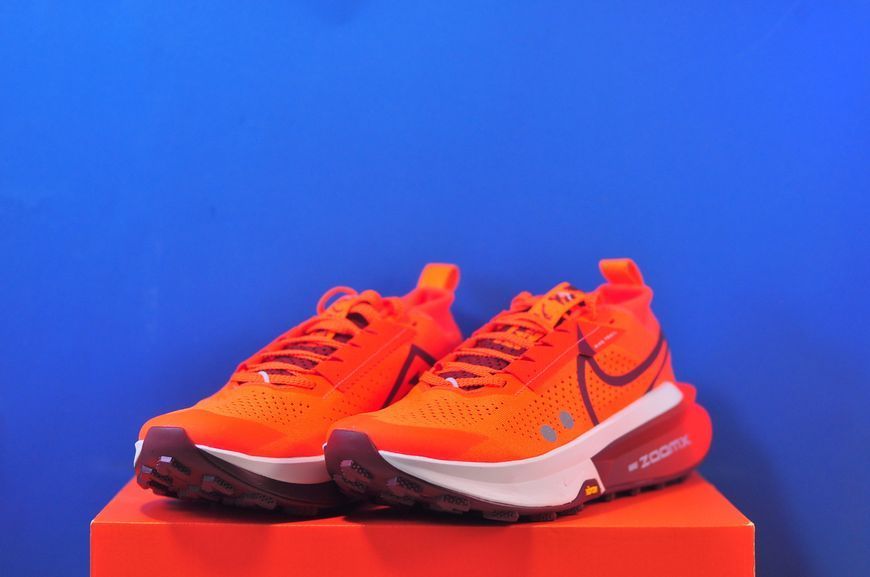 Кросівки Nike Zegama Trail Orange FD5191-800 FD5191-800 фото