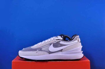 Кросівки Nike Waffle One DA7995-100 DA7995-100 фото