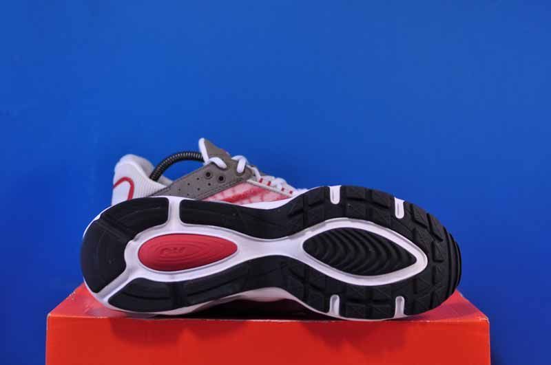 Кросівки Nike Air Max TW DQ3984-002 DQ3984-002 фото