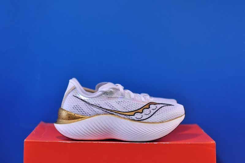 Кросівки Saucony Endorphin Pro 3 S10755-13 S10755-13 фото