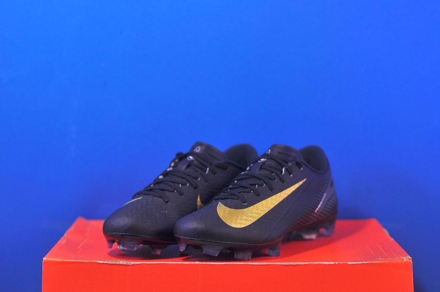 Бутси Nike Zoom Vapor 16 Academy FG HQ3270-900 HQ3270-900 фото