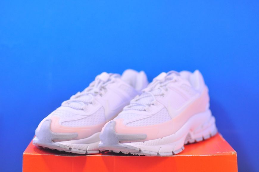 Кросівки Nike Zoom Vomero Roam HJ4646-100 HJ4646-100 фото