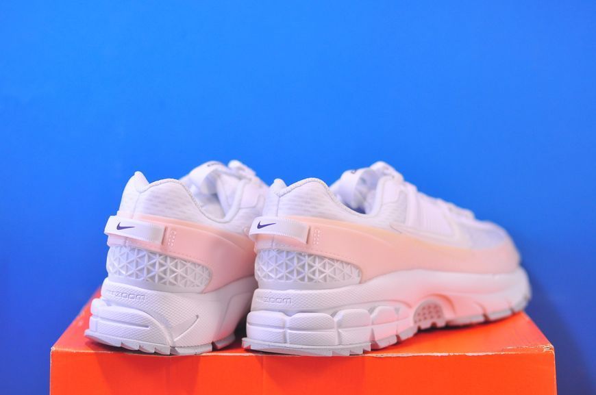 Кросівки Nike Zoom Vomero Roam HJ4646-100 HJ4646-100 фото