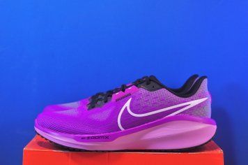 Кросівки Nike Vomero 17 FB1309-500 FB1309-500 фото