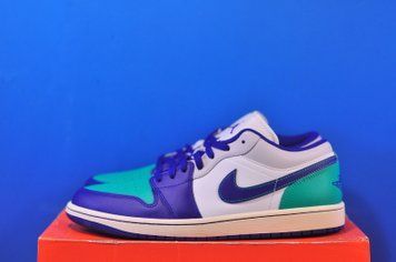Кросівки Nike Air Jordan 1 Low 553558-147 553558-147 фото