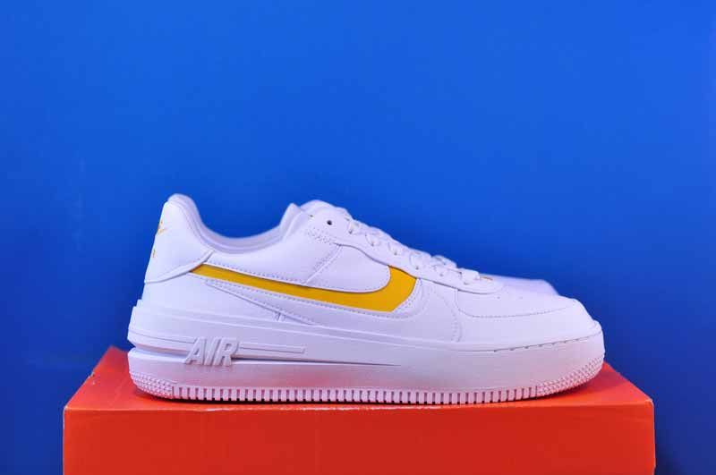 Кросівки Nike Air Force 1 Plt.Af.Orm DJ9946-102 фото