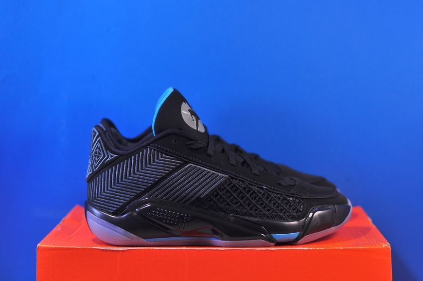 Кросівки Nike Air Jordan Xxxviii Low FD2326-004 FD2326-004 фото