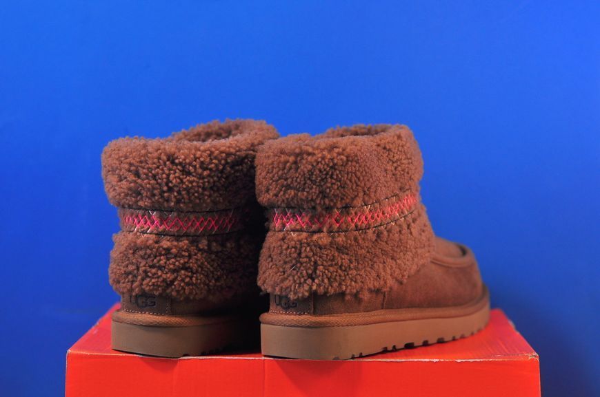 Черевики UGG Classic Mini Braid Sheepskin Ankle 1148930 1148930 фото