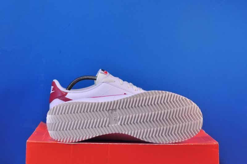 Кросівки Nike Cortez White DN1791-103 DN1791-103 фото