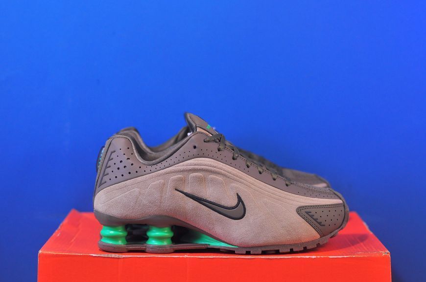 Кросівки Nike Shox R4 Olive Khaki Beige HQ7739-200 HQ7739-200 фото
