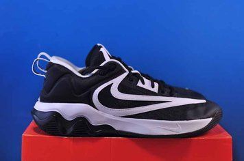 Кросівки Nike Giannis Immortality 3 DZ7533-003 DZ7533-003 фото