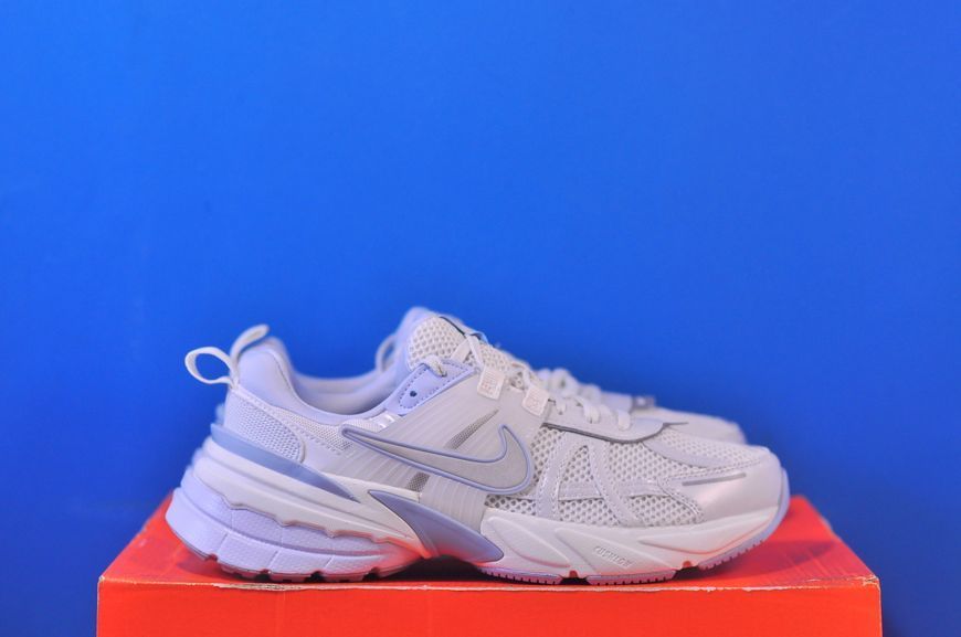 Кросівки Nike V2K Run White FD0736-009 FD0736-009 фото