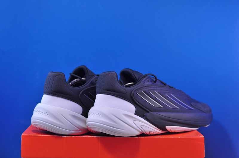 Кросівки Adidas Ozelia Black IE2001 IE2001 фото