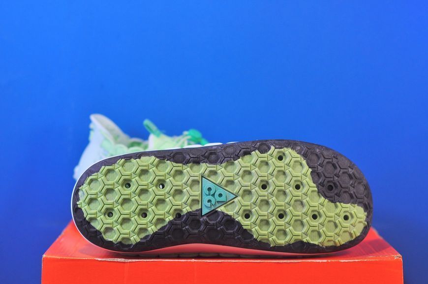 Кросівки Nike Acg Watercat Vapor Green FN5202-300 FN5202-300 фото