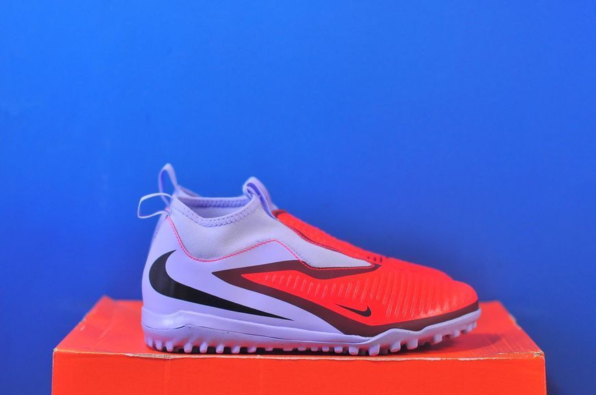 Сороканіжки Nike Phantom 6 High Academy TF Light Blue/Red HQ2049-400 HQ2049-400 фото