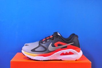 Кросівки Nike Structure Plus Grey HQ3048-003 HQ3048-003 фото