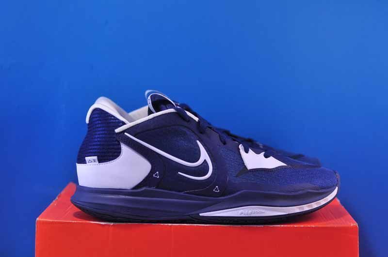 Кросівки Nike Kyrie Low 5 Midnight Navy DX6651-401 DX6651-401 фото