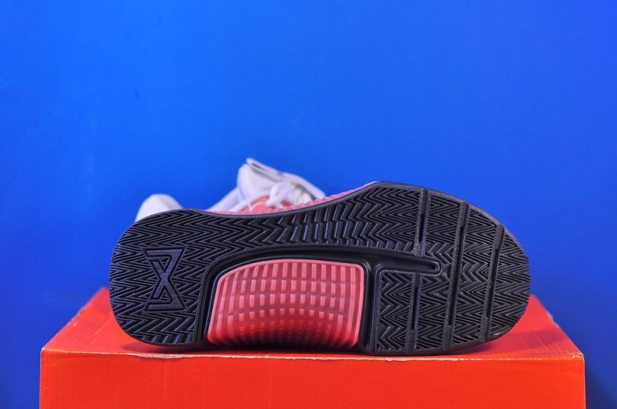 Кросівки Nike Metcon 9 FQ7217-100 фото