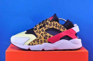 Кросівки Nike Air Huarache DM9092-700 фото