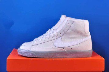 Кросівки Nike Blazer Mid '77 Se DV0797-100 фото