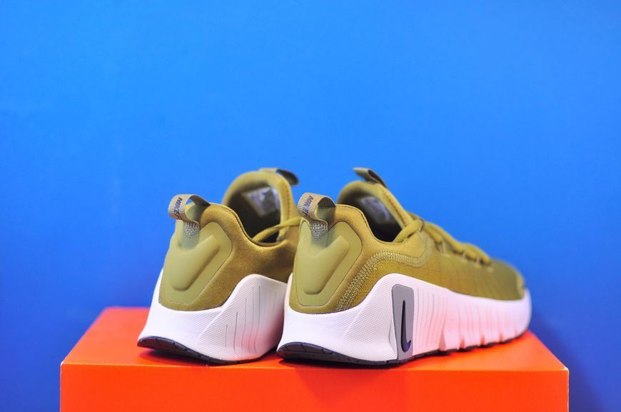 Кросівки Nike Free Metcon 6 Olive FJ7127-300 FJ7127-300 фото