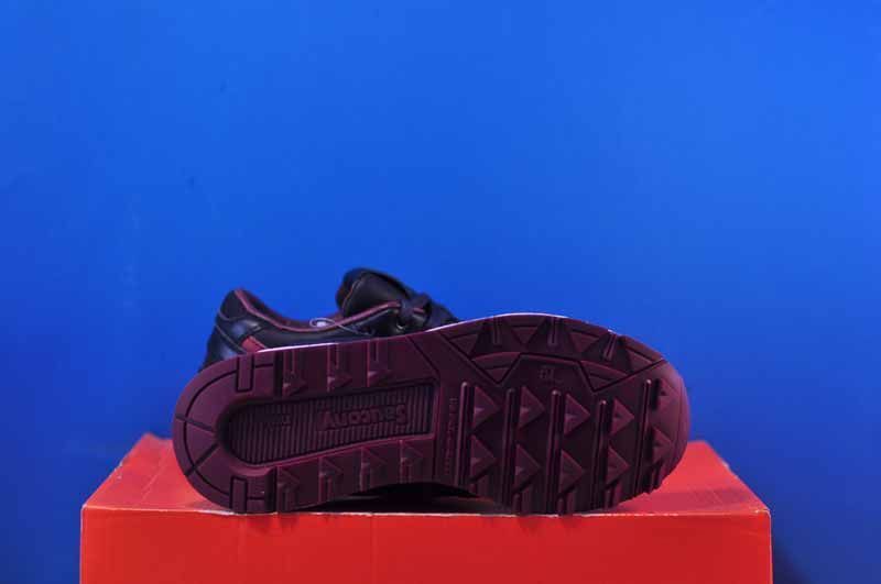 Кросівки Saucony Azura Black/Red S70486-1 S70486-1 фото