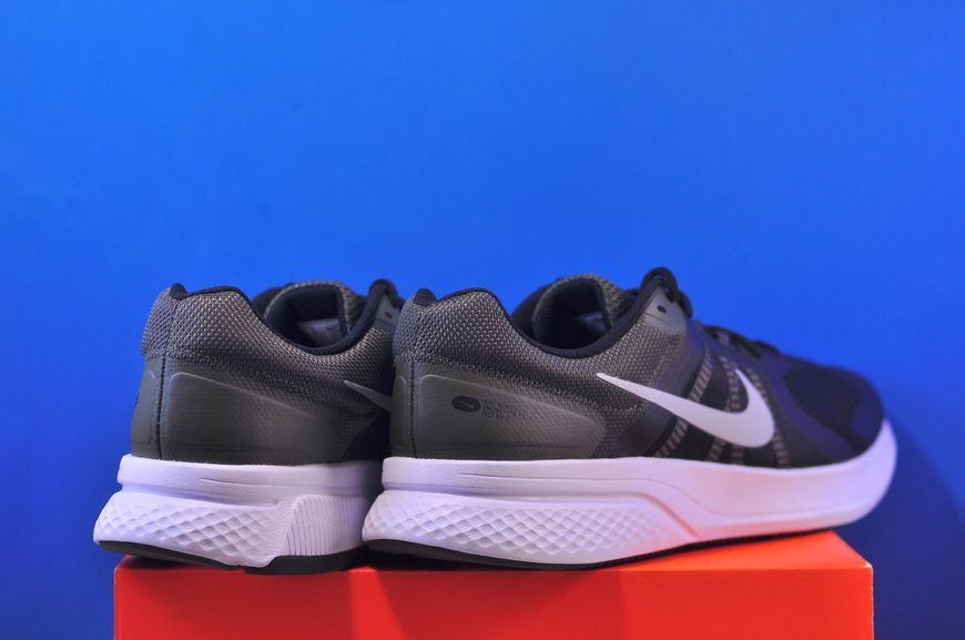 Кросівки Nike Run Swift 2 CU3517-007 CU3517-007 фото