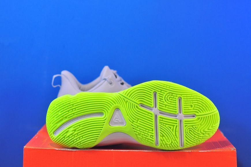 Кросівки Nike Giannis Immortality 4 IH7664-002 IH7664-002 фото